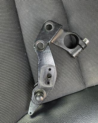 T2075061 supporto pedana anteriore dx bonneville