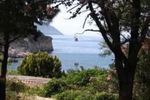 Scopello 100mt dal mare ampio giardino 8 posti l