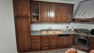 Cucina usata in buono stato