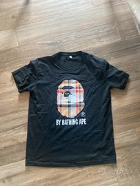 maglia bape feat burberry