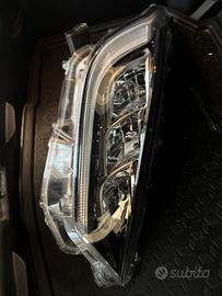 Faro led Toyota yaris