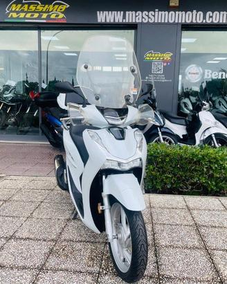 HONDA SH 150 TUTTO INCLUSO ANCHE PASSAGGIO! MINI
