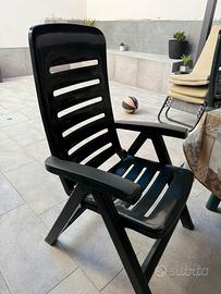 Tavola con sedie salva spazio