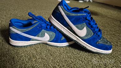 usato  tutto bene NIKE DUNK LOW SB PRO 