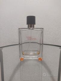 Bottiglia profumo Terre d'Hermès