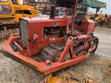 Fiat 120 C con apripista e sollevatore