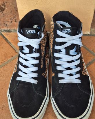 Vans nere e leopardate nr. 36.5