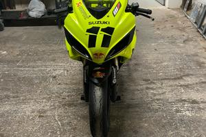 SUZUKI GSX-R 600 k7