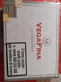 Scatola e contenitori sigari Vegafina originali 