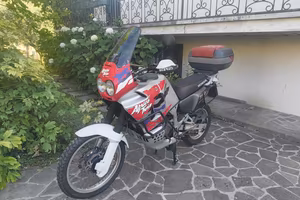 Honda Africa Twin 750 XRV 1997