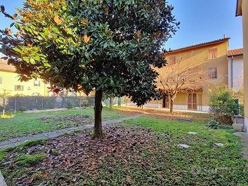 Villa di 273 m² con più di 5 locali a Anzola dell'
