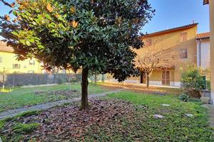 Villa di 273 m² con più di 5 locali a Anzola dell'