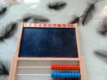 Lavagnetta in legno con pallottoliere