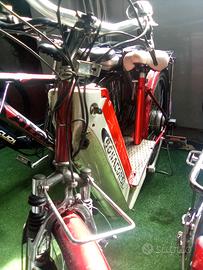 Bicicletta elettrica usata senza batteria 