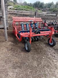 Attrezzature agricole praticamente nuove