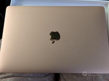 MacBook Air 13” M1 2020 oro. 8GB RAM, SSD 256GB.