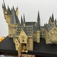 Castello Harry Potter con riviste e personaggi