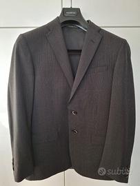 abito marca Corneliani