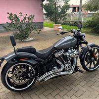 Harley Davidson Breakout - 2022