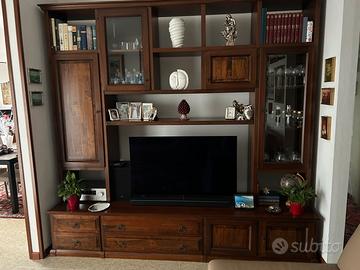 Mobile sala arte povera