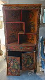 angoliera e comodino