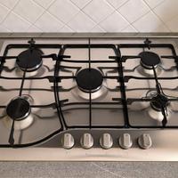 Piano cottura Ariston da incasso a gas 5 fuochi