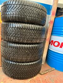 245 40 18 dunlop winter sport 5