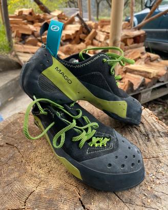 Scarpe arrampicata