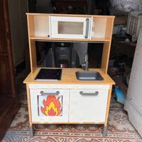 Cucina IKEA DUKTIG + Super Set Accessori