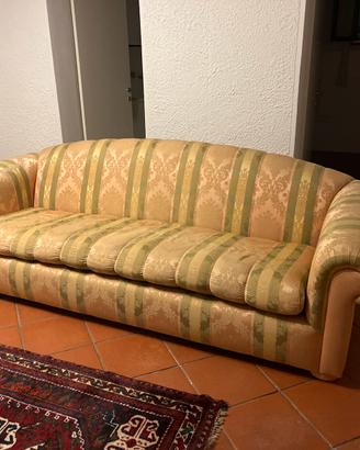 Coppia di divani vintage