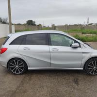 MERCEDES-BENZ CLASSE B W242, W246 109CV -ricambi