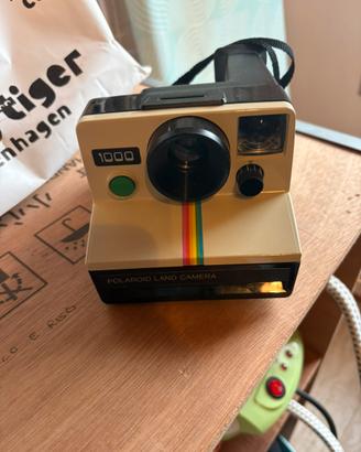 Macchina fotografica polaroid