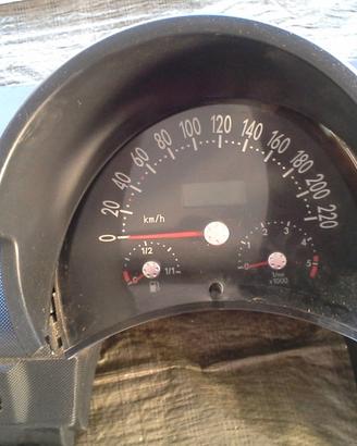 Centralina motore, contachilometri e chiavi