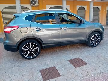 Nissan Qashqai  tecna 1.600 automatica  