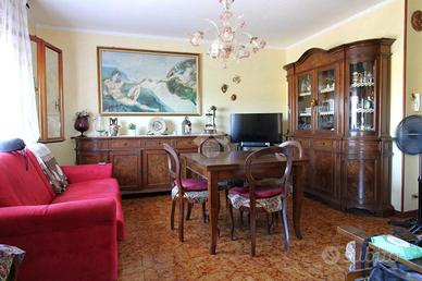 PORZIONE DI BIFAMILIARE A PRAMAGGIORE