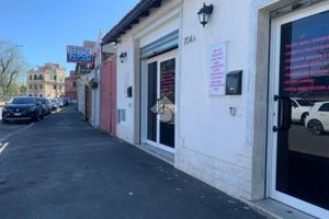 NEGOZIO A ROMA