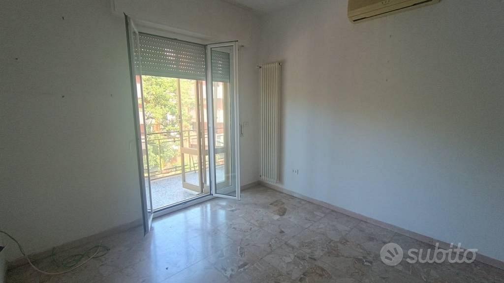 Appartamento di 136 m² con 5 locali e box auto dop - Vista 2