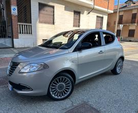 Lancia Ypsilon 1.3 MJT 16V 95 CV 5 porte S&S Silve