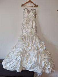 Abito da sposa a sirena senza spalline con strass 