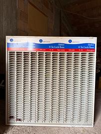 Mobile Espositore Tre Cerchi rosso per cucito