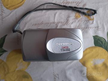 macchina fotocamera compatta Olympus c350