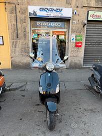 Vespa LX 150