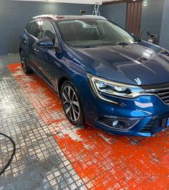 Renault megane 4 serie 1.5 Disel