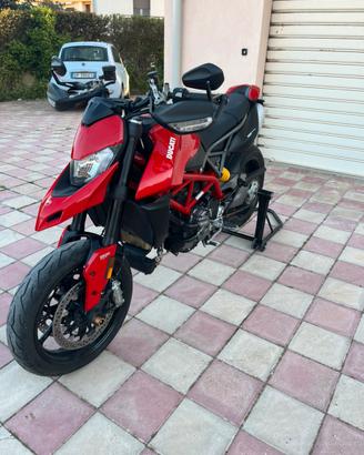 Ducati Hypermotard 950