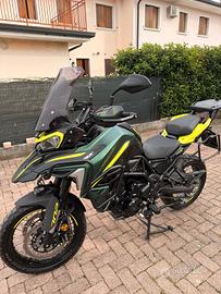 Benelli TRK 702x – 2025 – 10.166 km – Accessoriata