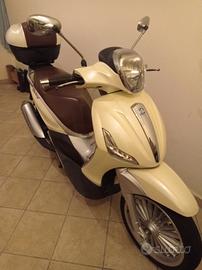 Piaggio Beverly 300 - 2014