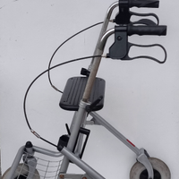 Deambulatore Rollator con Seduta e Cestino - Piegh