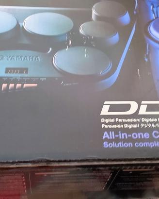Batteria elettronica YAMAHA DD75 con accessori