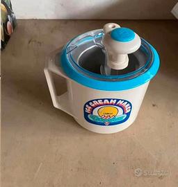 Ice scream maker