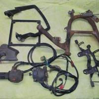 Honda VF 400F (NC013) 1983 pezzi vari usati